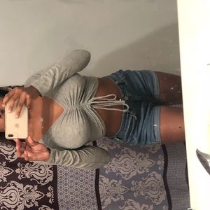 Cropped grey long sleeve shirt!